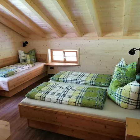 Mit Loggia Apartment